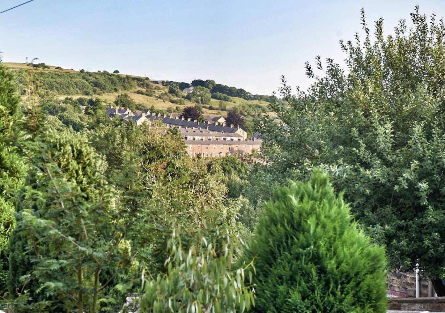Pendle-Walking-3 Bed- Exec Contractor & Long Stay! Colne  Esterno foto